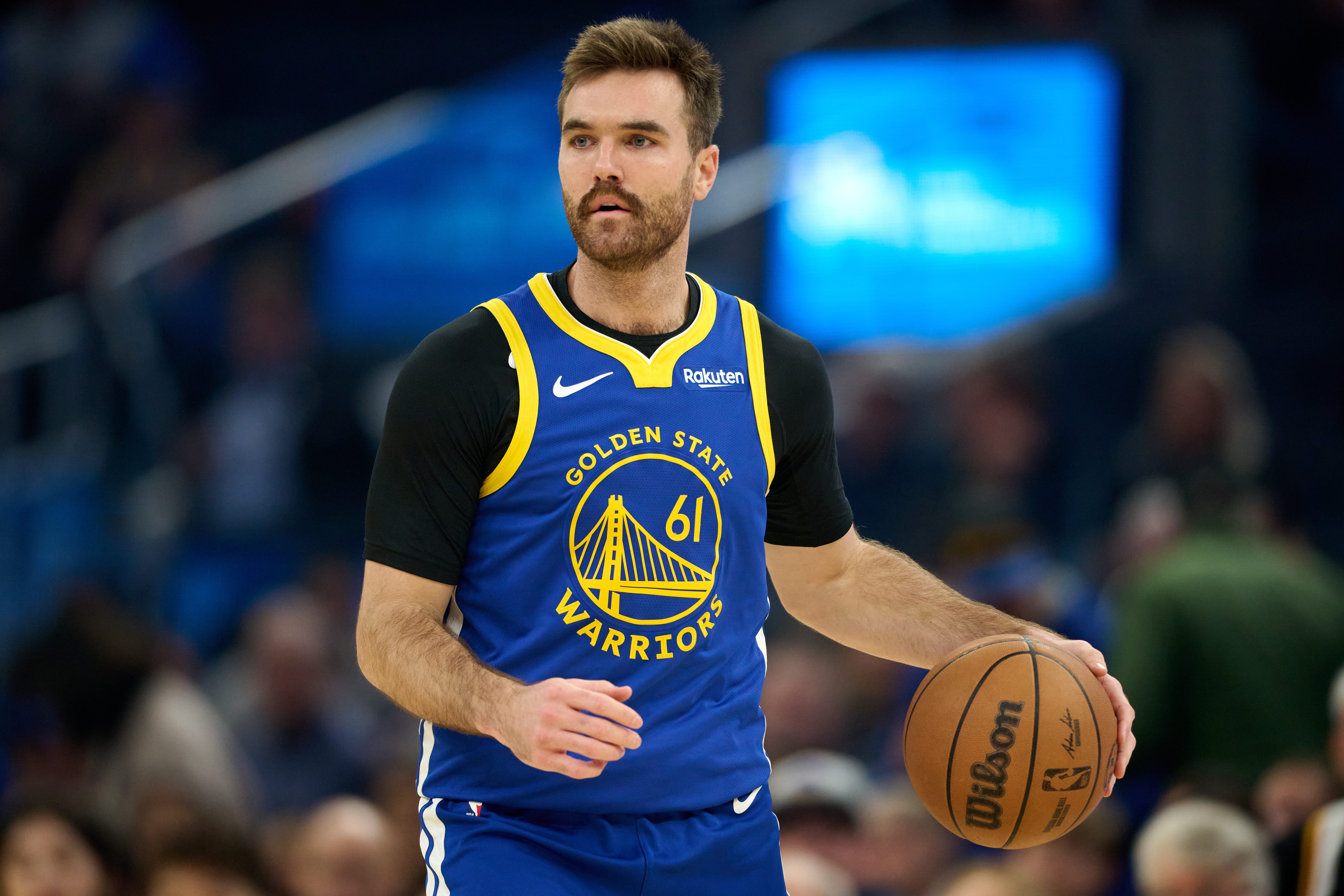 PP电子游戏官网-半场射37记三分创历史纪录!解说:勇士三分出手疯狂程度刷新认知