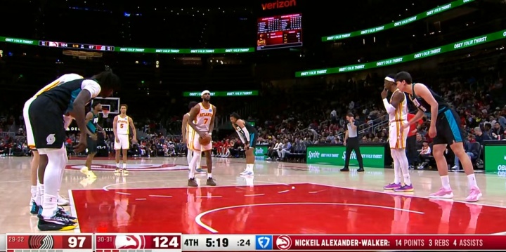 PP模拟器官网-分差28分!比赛还剩5分钟 杨瀚森披挂上阵